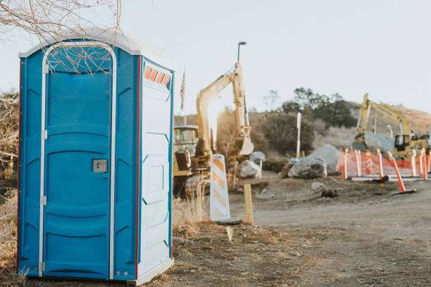 Portable restroom solutions in Greenacres, CA